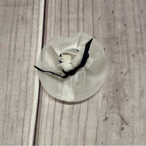 Vintage 1960's Barbie #934 After 5 Open Crown White Hat With Black Ribbon